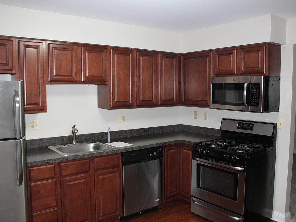 1st image of 1420 S 14th St APT A