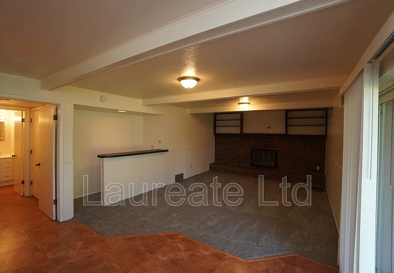 1472 W Geddes Ave — Photo 8
