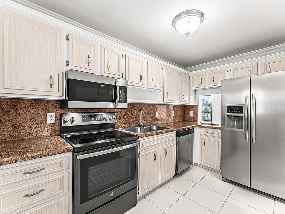 1st image of 4500 N Federal Highway #344e