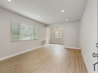 4808 Saturn St #2, Los Angeles, CA 90019