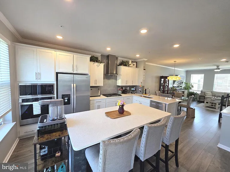 867 Amity St #1 — Photo 22