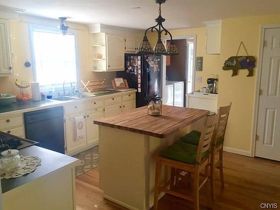 4th image of 501 Cypress St