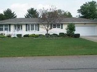 640 Hawthorne Dr, Circleville, OH 43113