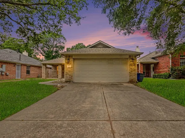 1816 Sherwood Forest Cir, League City, TX 77573