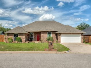 432 Cactus Rd, Yukon, OK 73099