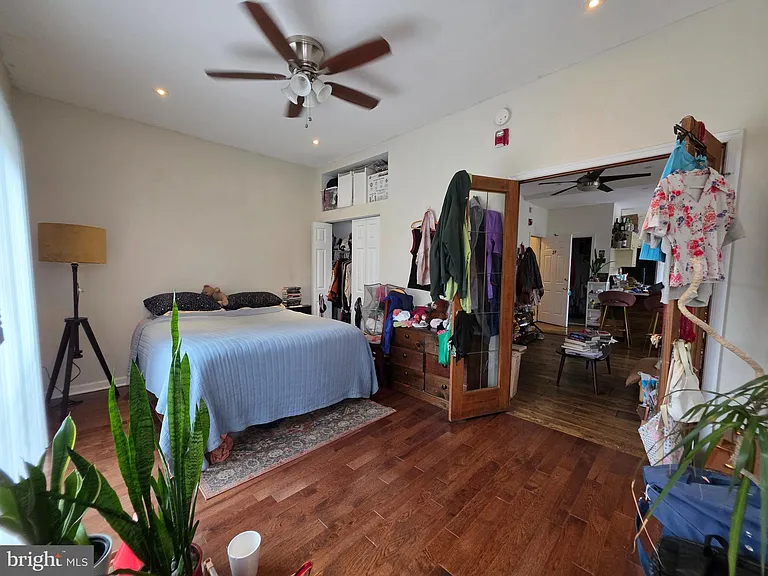 4043 Spring Garden St #2F — Photo 9