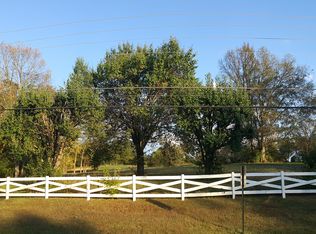 1218 Centerpoint Rd, Hendersonville, TN 37075