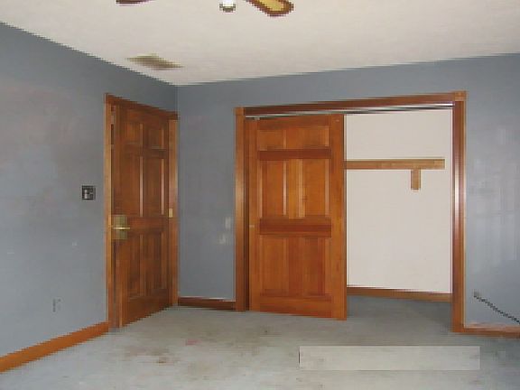 5th image of 8049 Colt Dr