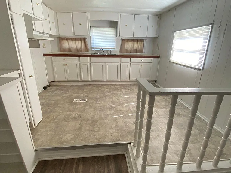 6524 Heathwood Dr — Photo 4