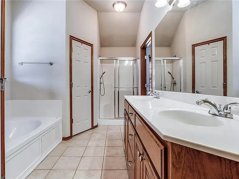 1413 Camber St — Photo 17