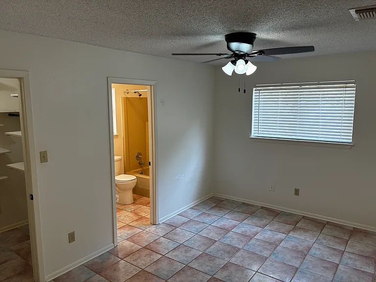 114 Roadrunner Trl — Photo 9