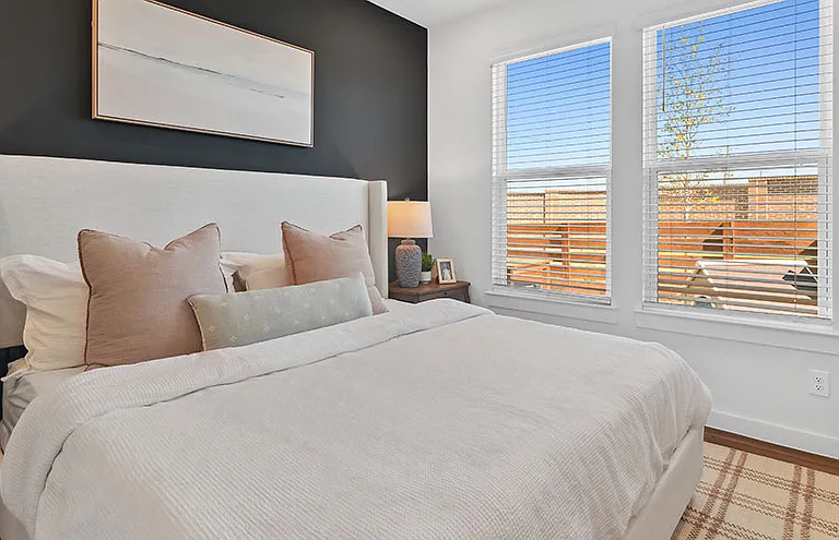 Canvas at Grand Prairie Townhomes — Photo 10