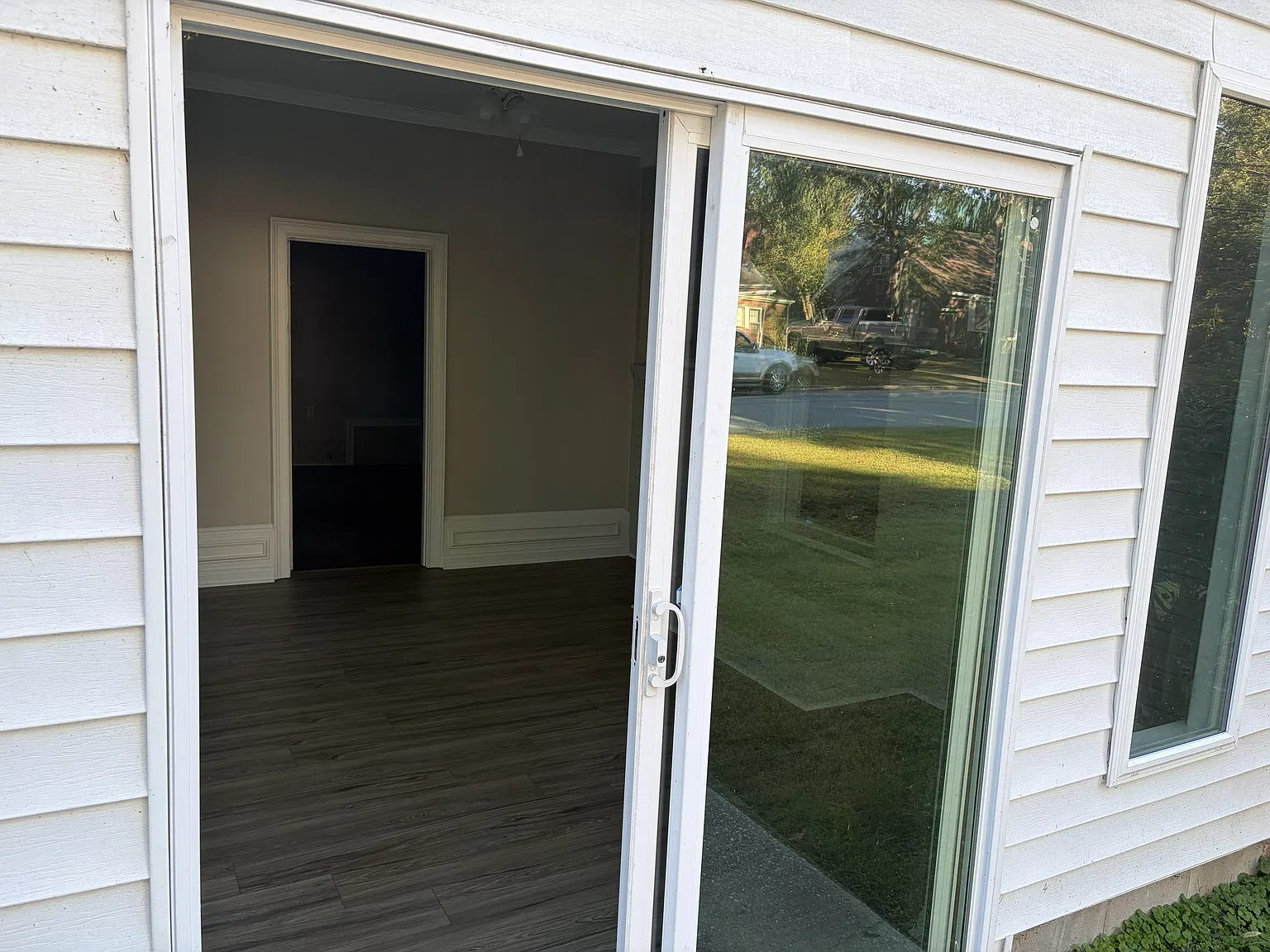 4 bed, 1900 sqft, $2,800 — Photo 4