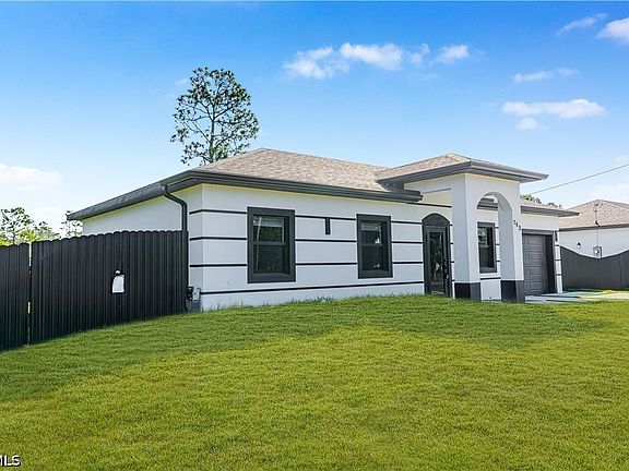 2nd image of 747 Roma Ave S