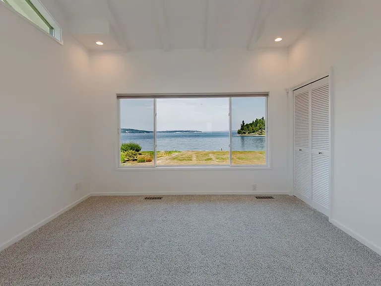 15550 Broom St NE — Photo 23