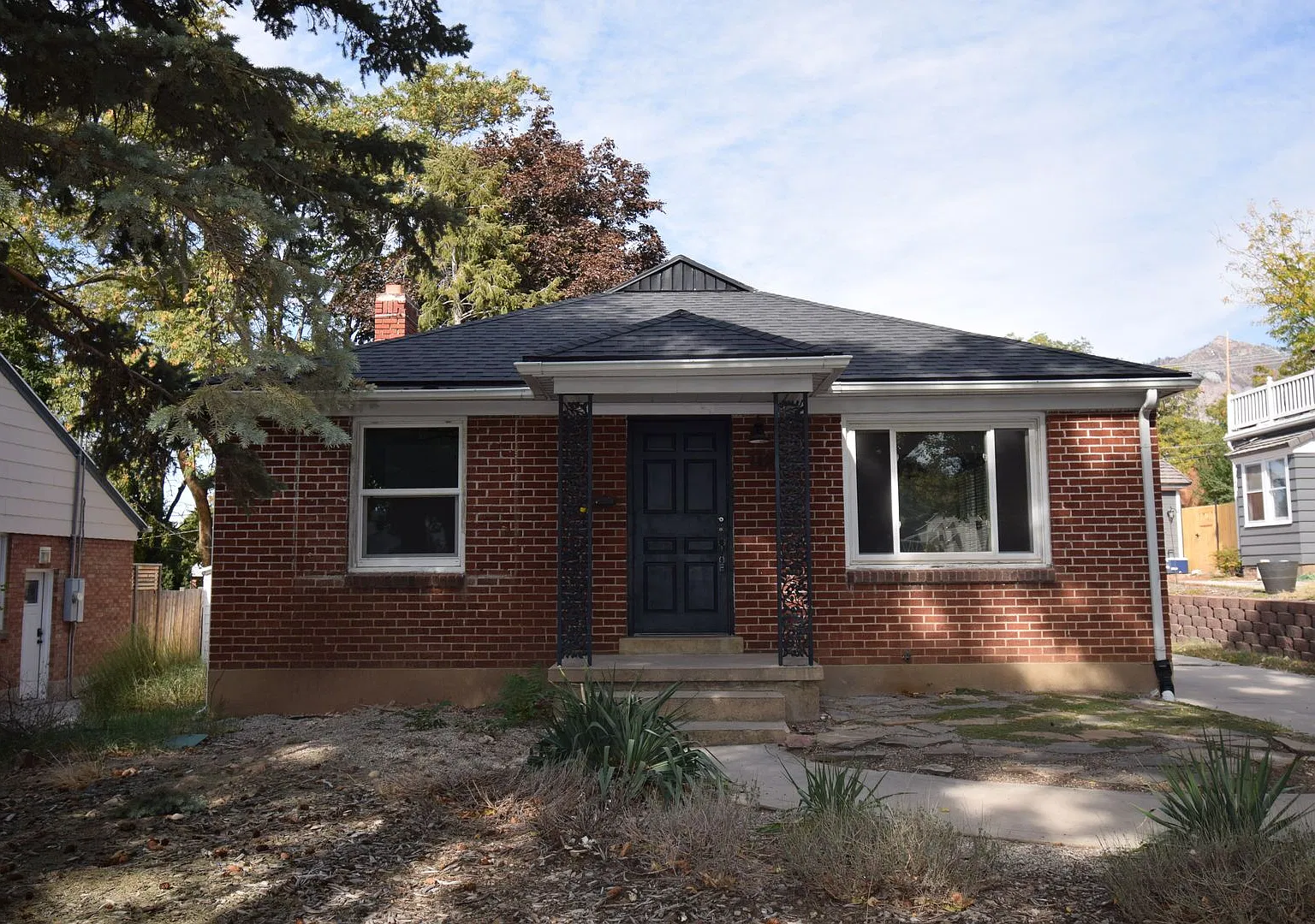 Charming 4 Bed 2 Bath Home in Ogden — Photo 1