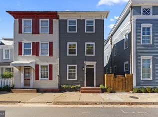 334 N Patrick St, Alexandria, VA 22314