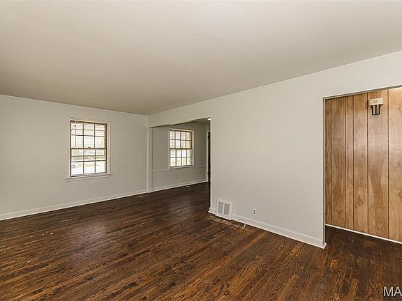 4th image of 10139 Cabot Dr