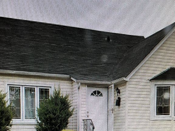 3rd image of 325 Pennsylvania Ave #128