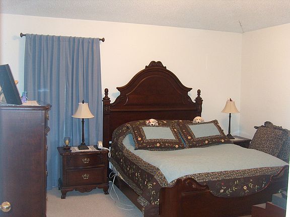 3rd image of 153 Honeysuckle Dr
