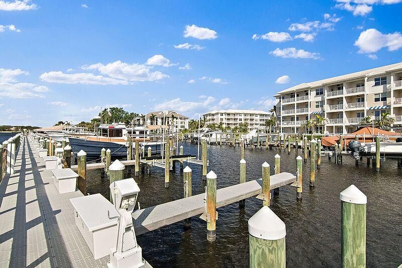 1st image of 331 Bay Colony Drive N #331