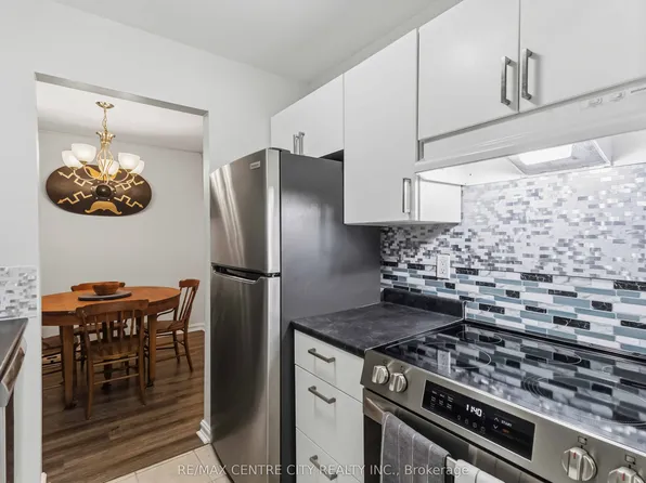 2230 Trafalgar St #121, London, ON N5V 4J9