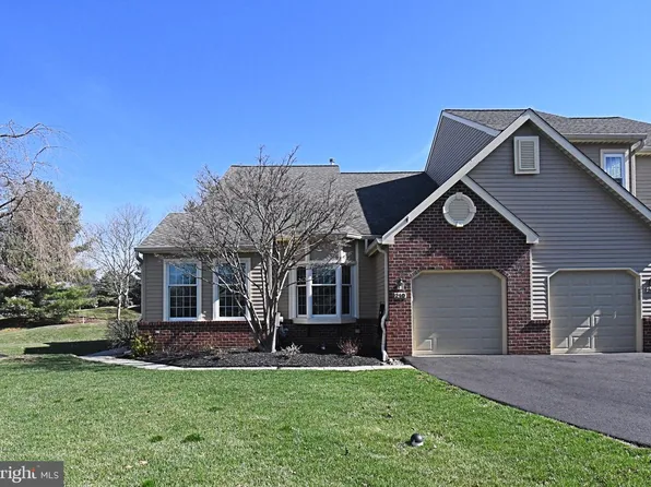 210 Pine Crest Ln, Lansdale, PA 19446