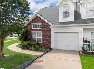 382 Still Water Cir, Boiling Springs, SC 29316