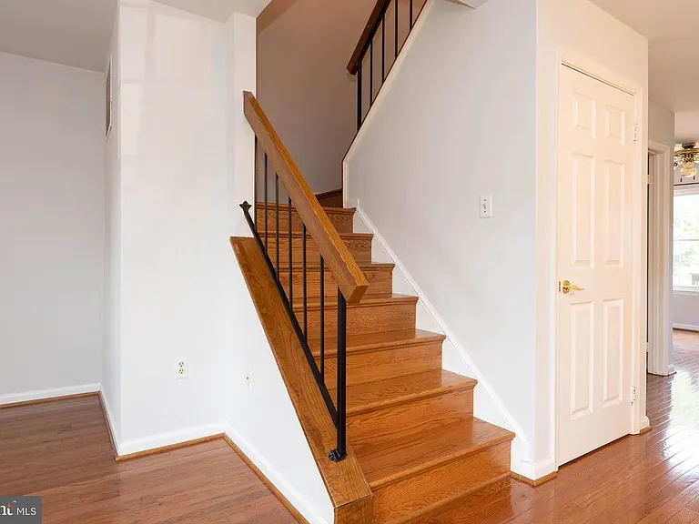 4683 Joanna Ct — Photo 20