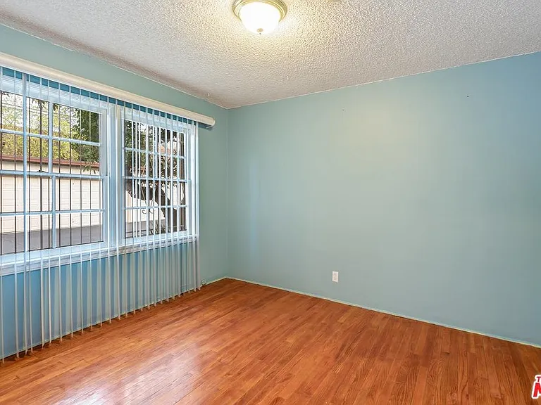 4137 Perlita Ave #B — Photo 10