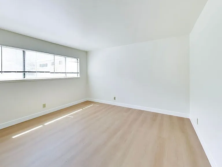 693 San Bruno Ave #4 — Photo 12