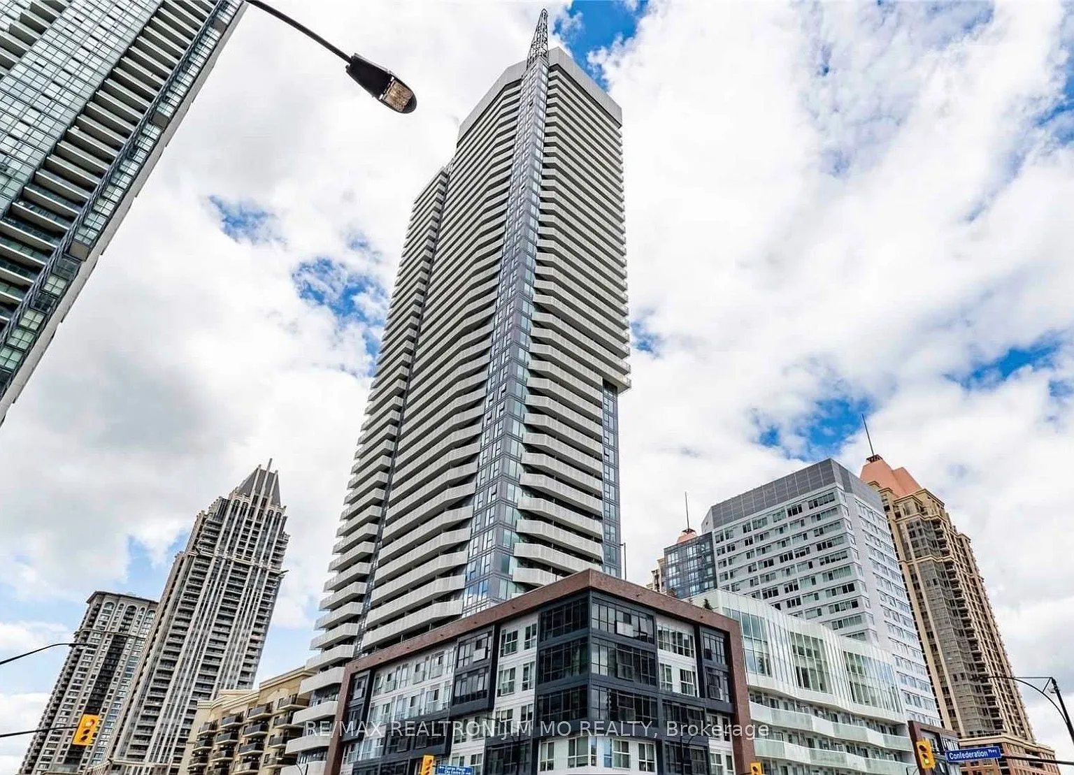 2 bed, $2,750 — Photo 1