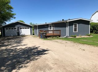 1837 7th Ave NW, Jamestown, ND 58401