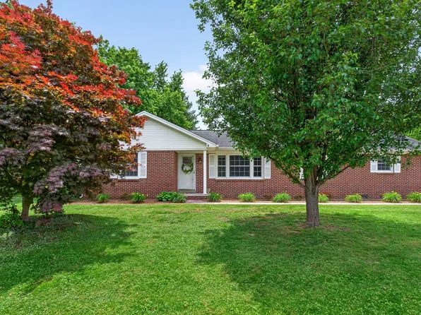 701 Cill St, Smithville, TN 37166
