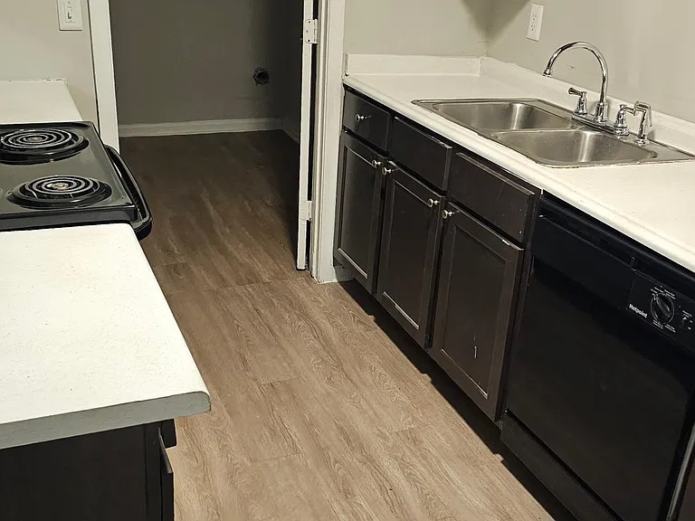 KRC Chesterplace Townhomes — Photo 4
