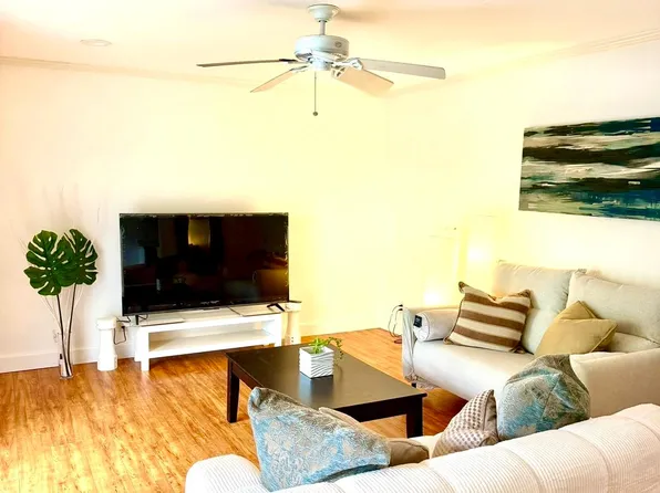 (undisclosed Address), La Jolla, CA 92037