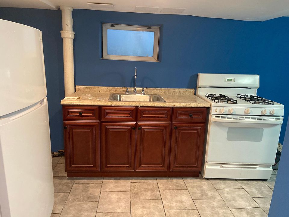 1st image of 89-12 239th St