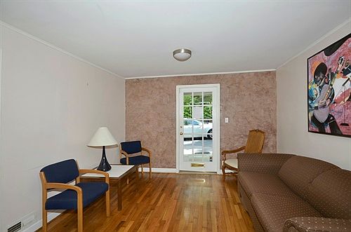 05waitingarea_DSC0167_res