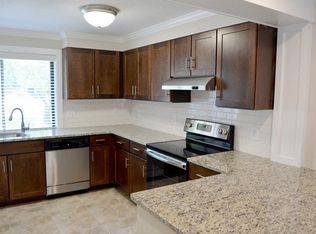 8 Old Stone Way #100-303, Weymouth, MA 02189
