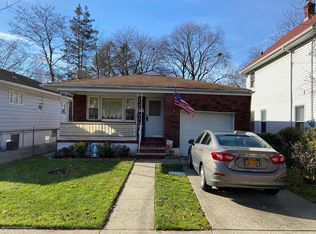 34 Todt Hill Rd, Staten Island, NY 10314