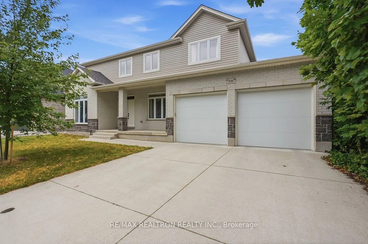 4 bed, $4,000 — Photo 1