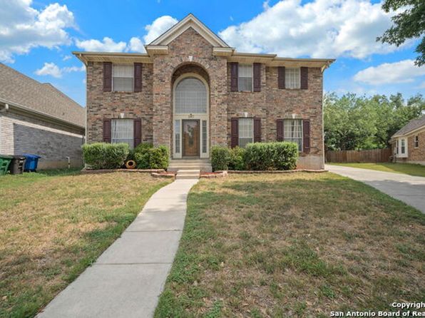 6411 Rambling Trail Dr