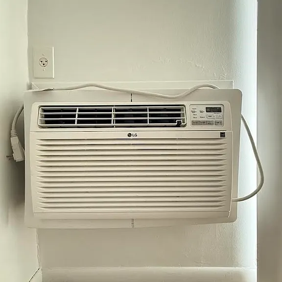 87 Cedar St #6 — Photo 9