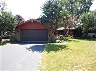 1137 Jamie Ln, Homewood, IL 60430