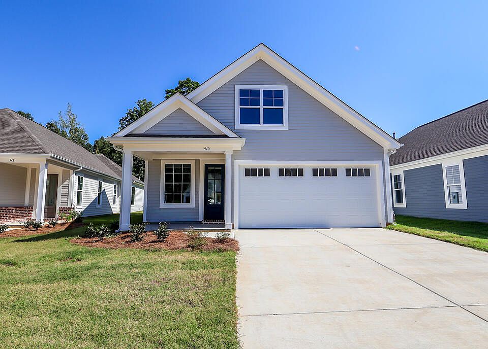 1st image of 940 Georgia Oak Cv