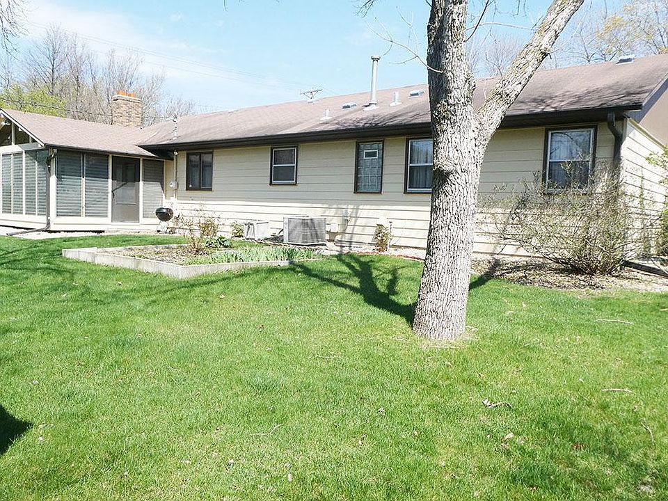 ゆゆ！！ 11468 Yucca St NW, Coon Rapids, MN 55433 | Zillow