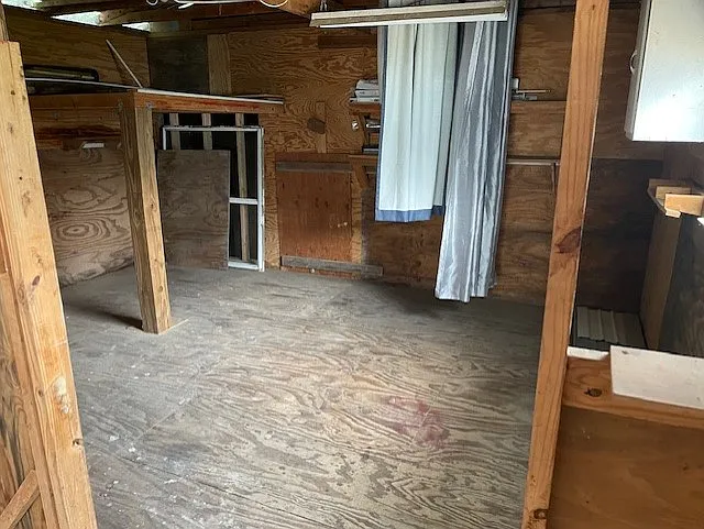 Workshop and storage.