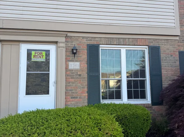 7743 Amberfalls Ct, Dublin, OH 43016