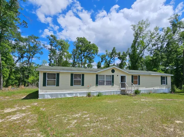 2210 NE Persimmon Dr, Pinetta, FL 32350