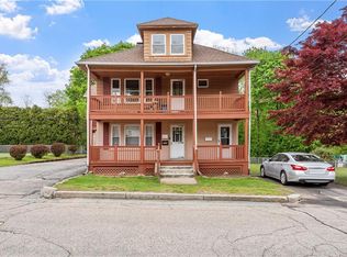 160 Papineau Ave, Woonsocket, RI 02895